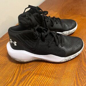 Under Armour Jet Low Black White Size 4.5Y